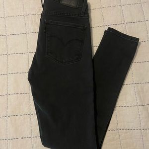 Levi 721 - high rise super skinny